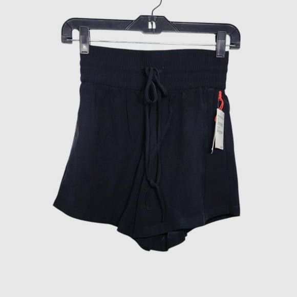 New Open Edit Shorts - Picture 5 of 8